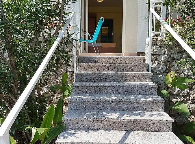 Antonio تروغير